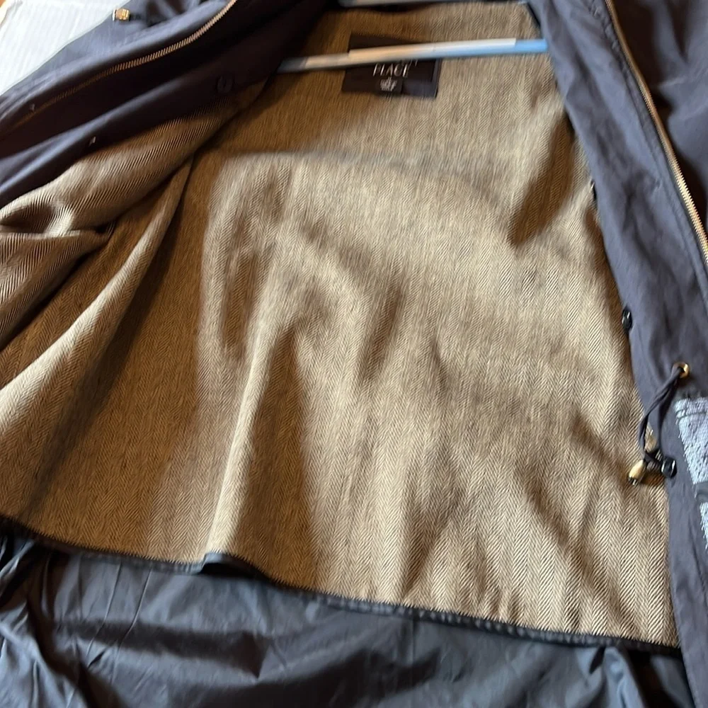 VTG-Hudson Place-M-black-Removable lining hooded jacket/coat with cinched waist.